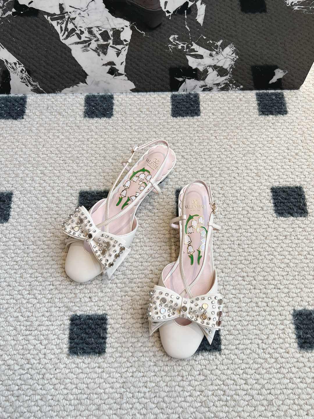 LuxluxHouse Best Quality Valentino Women Shoes