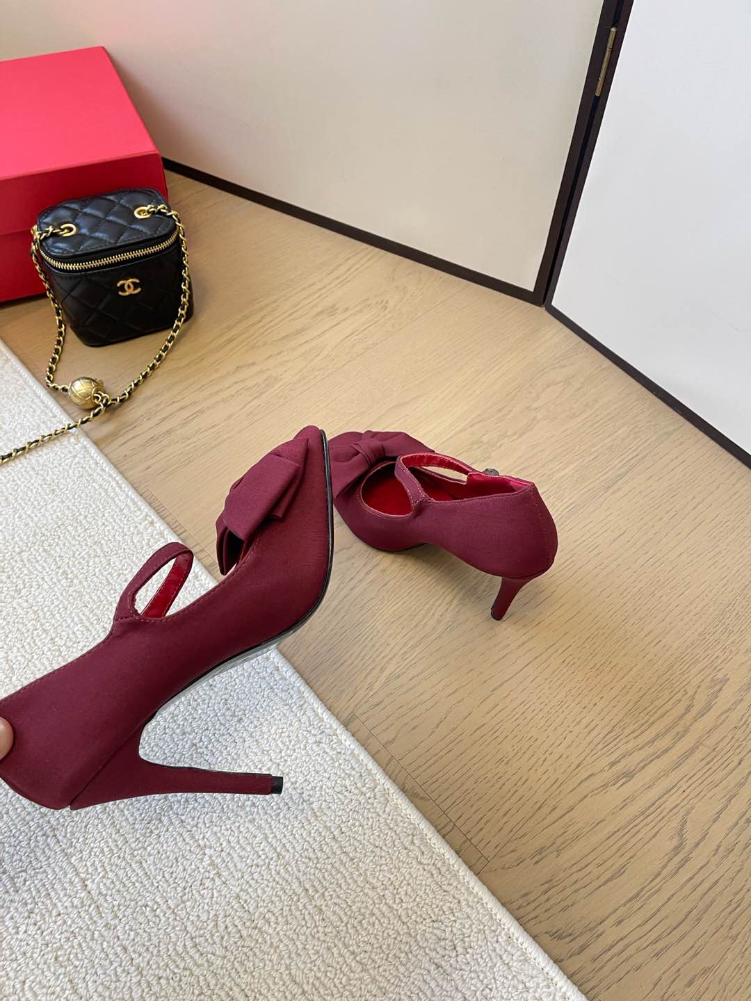 LuxluxHouse Best Quality Valentino Women Shoes