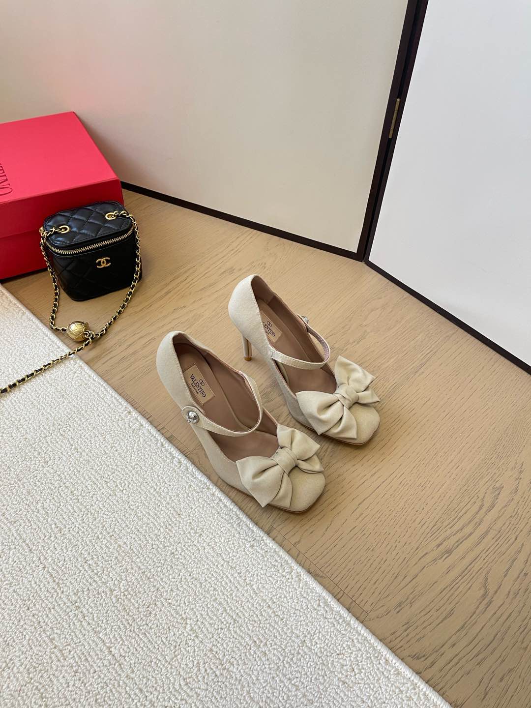 LuxluxHouse Best Quality Valentino Women Shoes