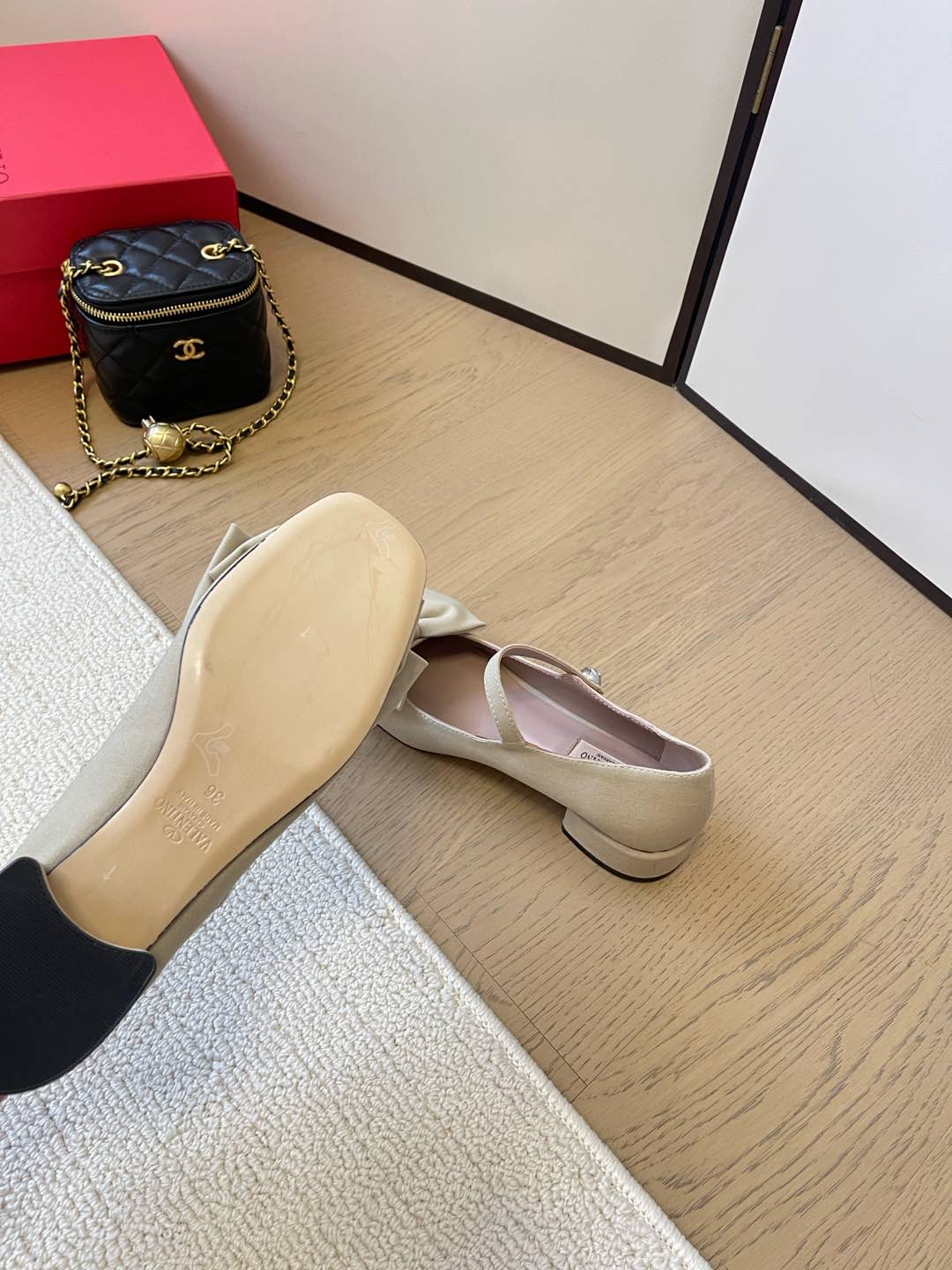 LuxluxHouse Best Quality Valentino Women Shoes