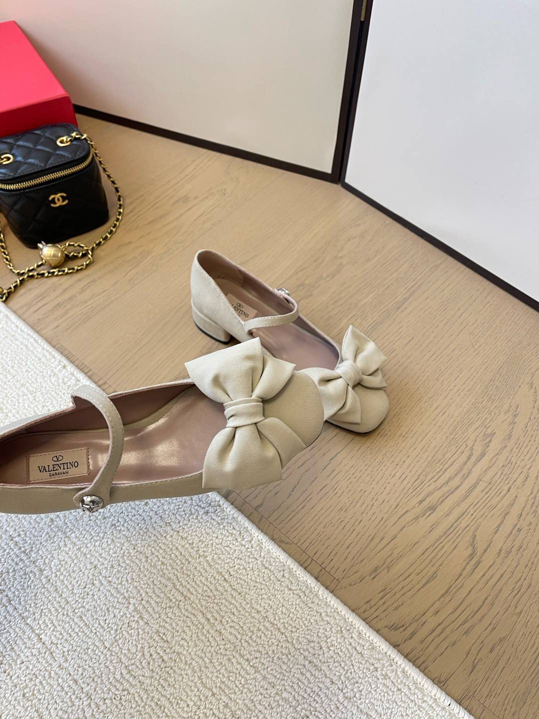 LuxluxHouse Best Quality Valentino Women Shoes