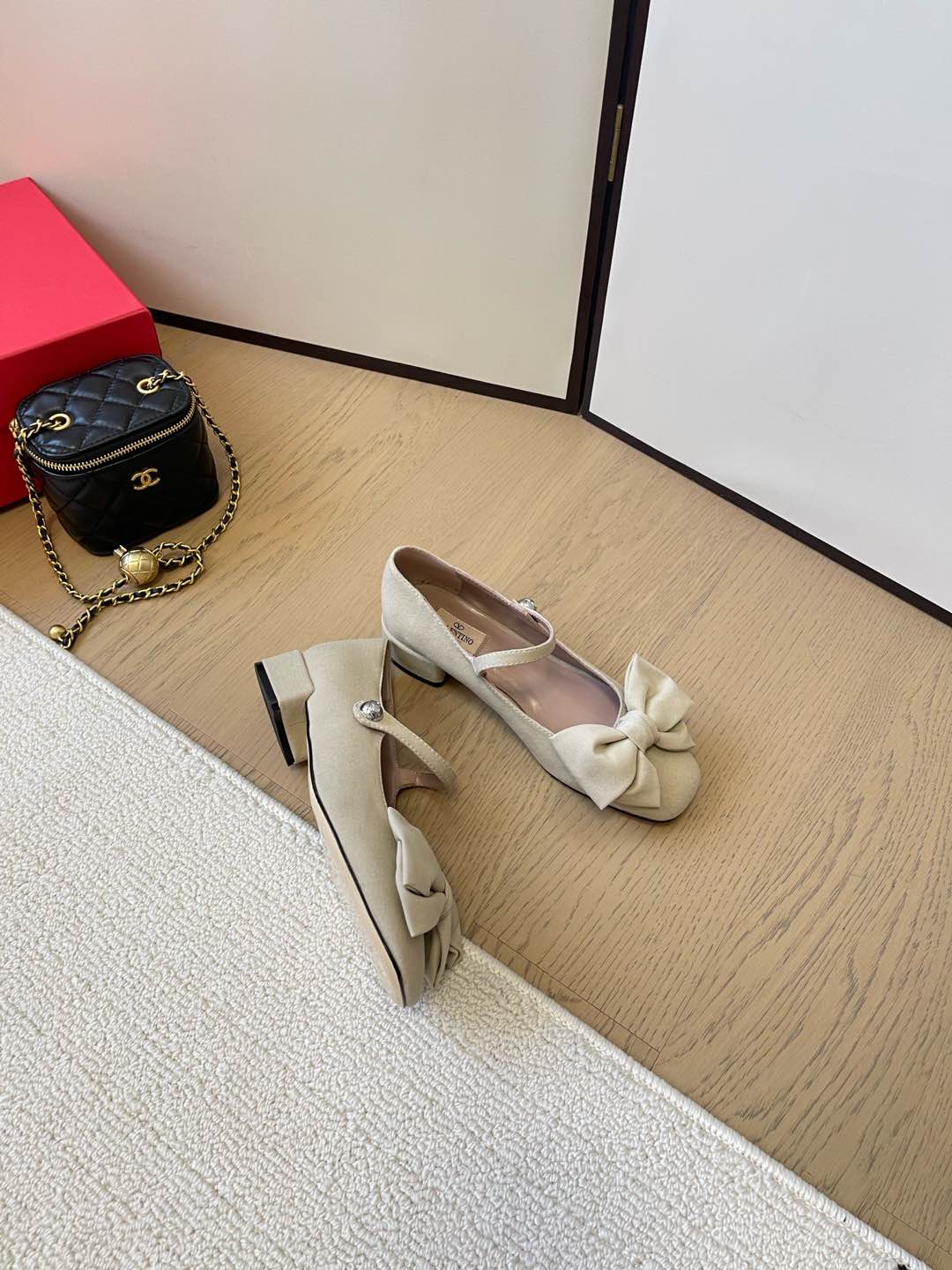 LuxluxHouse Best Quality Valentino Women Shoes