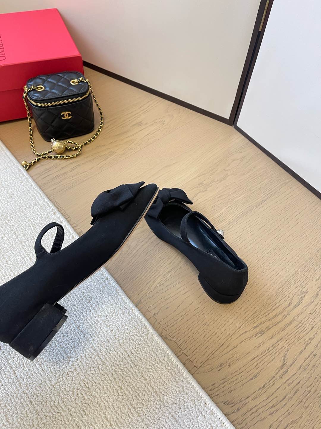 LuxluxHouse Best Quality Valentino Women Shoes