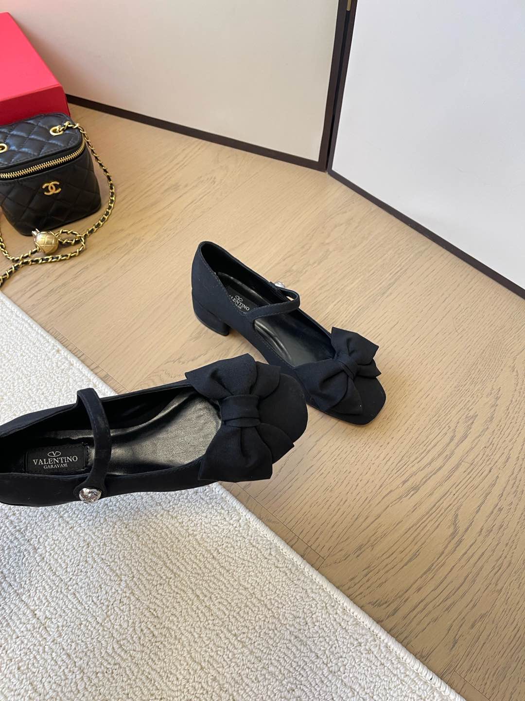 LuxluxHouse Best Quality Valentino Women Shoes