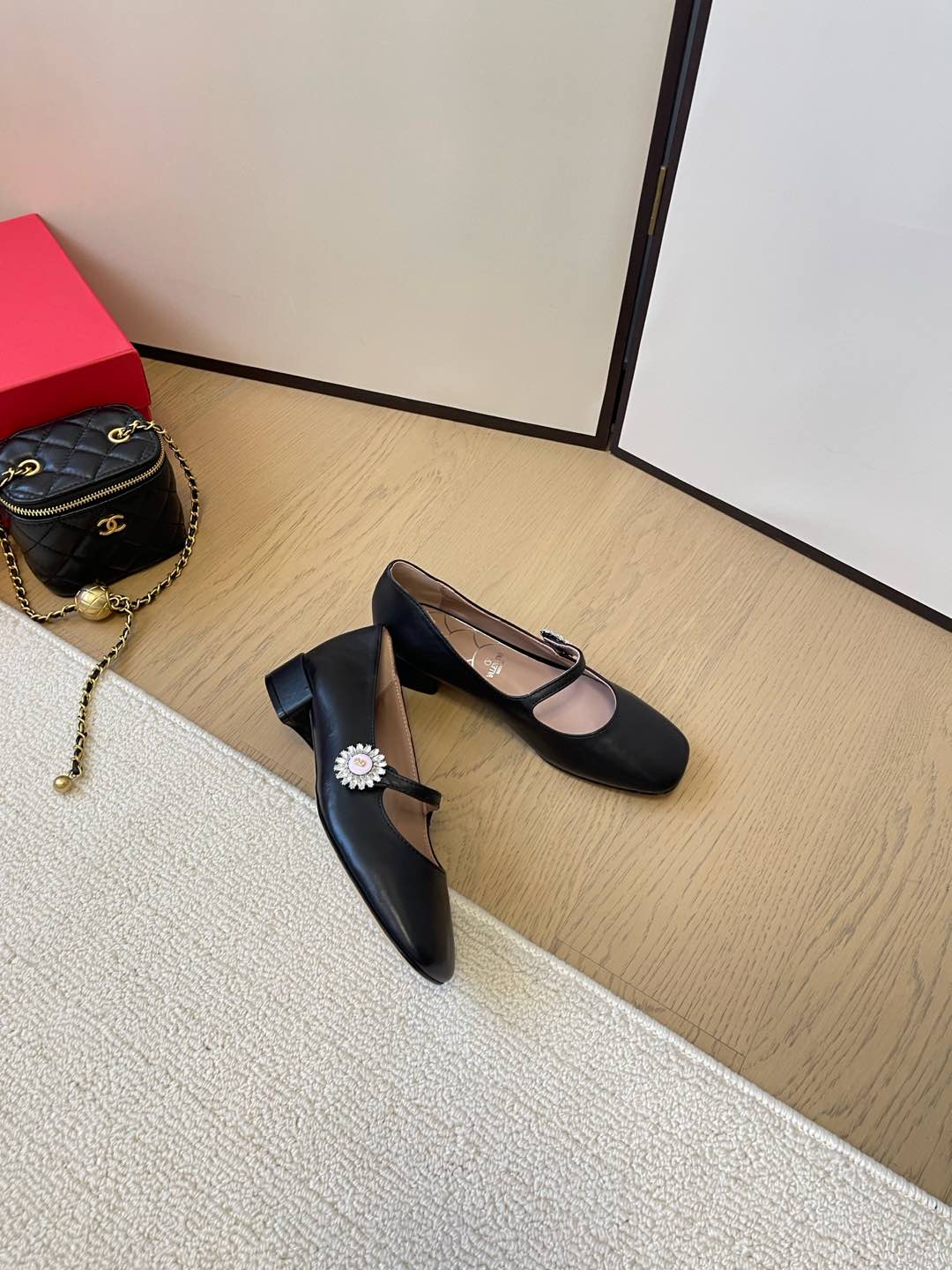 LuxluxHouse Best Quality Valentino Women Shoes