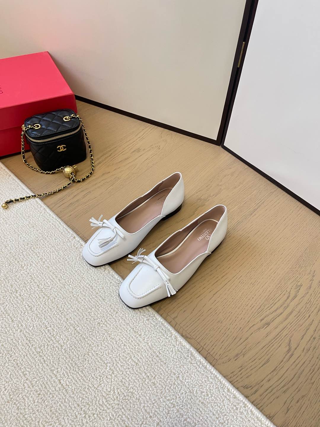 LuxluxHouse Best Quality Valentino Women Shoes
