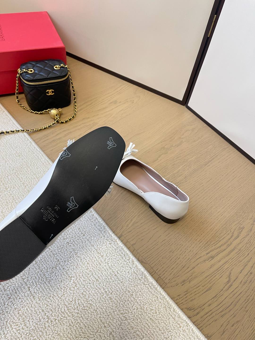 LuxluxHouse Best Quality Valentino Women Shoes