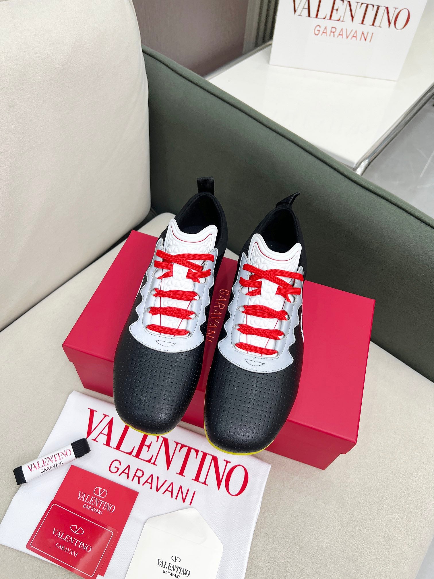 LuxluxHouse Best Quality Valentino Women Shoes