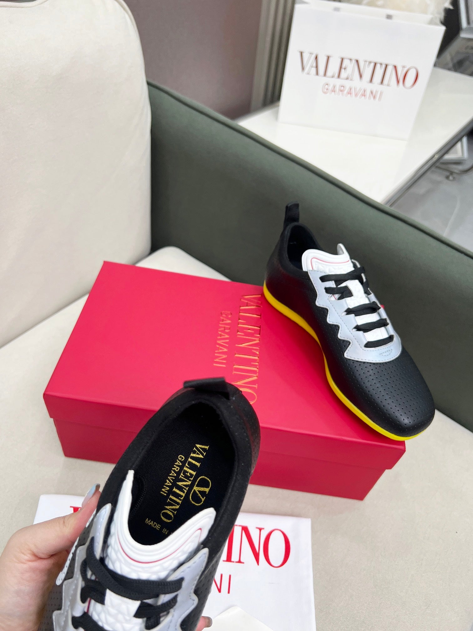 LuxluxHouse Best Quality Valentino Women Shoes
