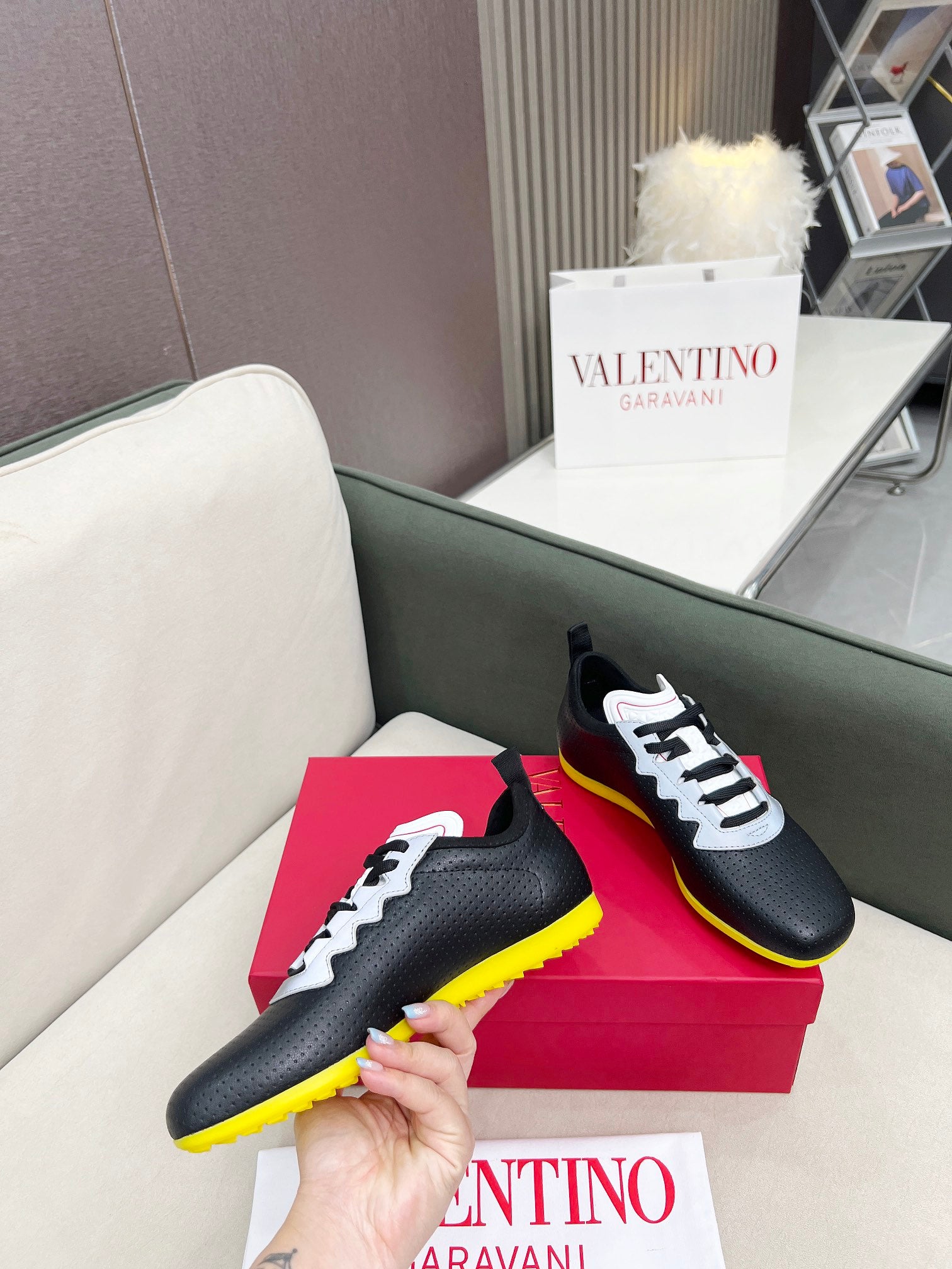 LuxluxHouse Best Quality Valentino Women Shoes