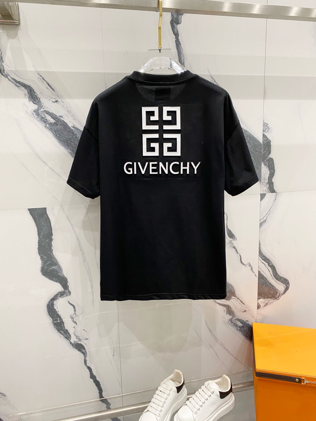 LuxluxHouse Best Quality Clothes Givenchy T-shirt