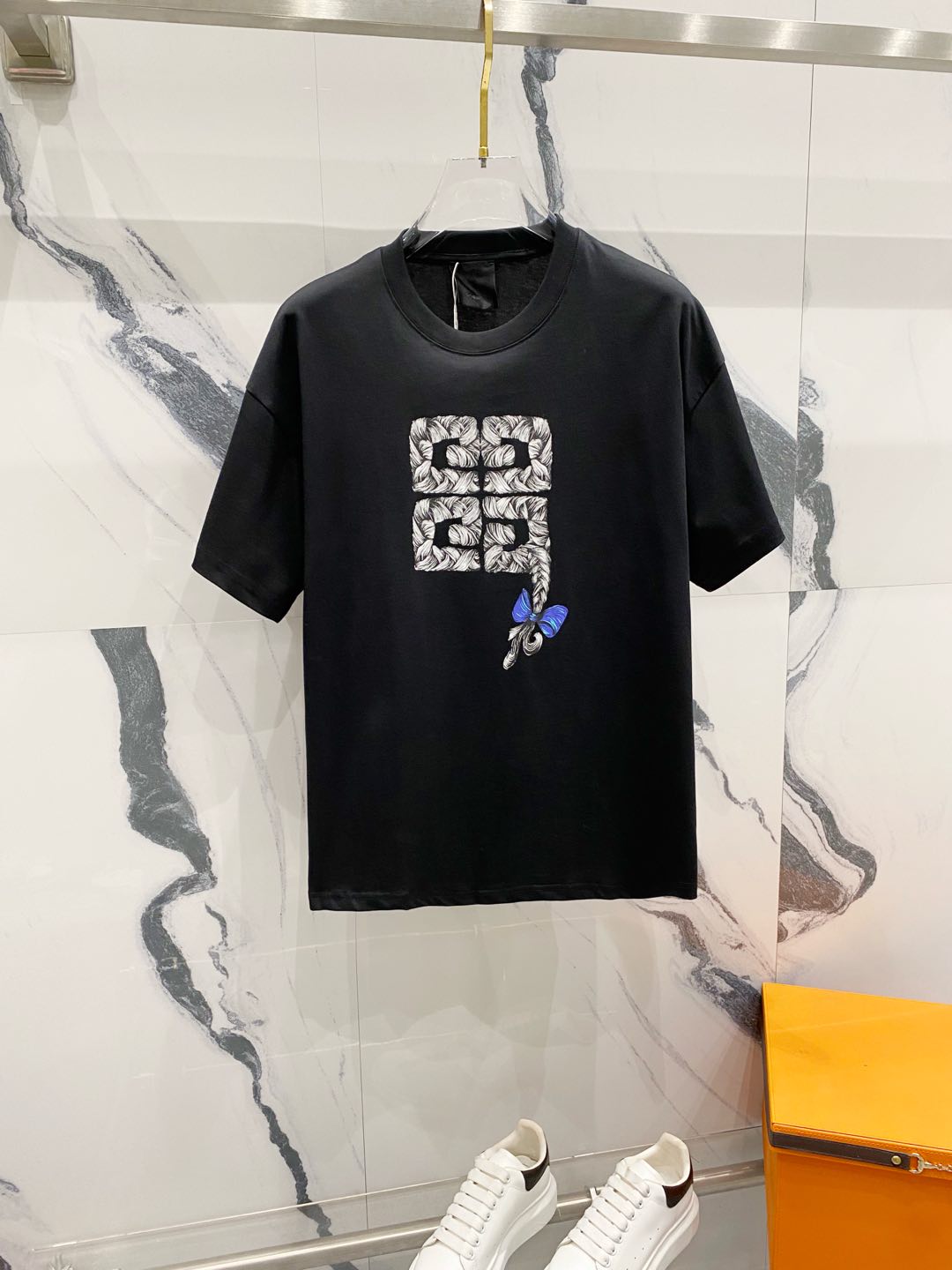 LuxluxHouse Best Quality Clothes Givenchy T-shirt