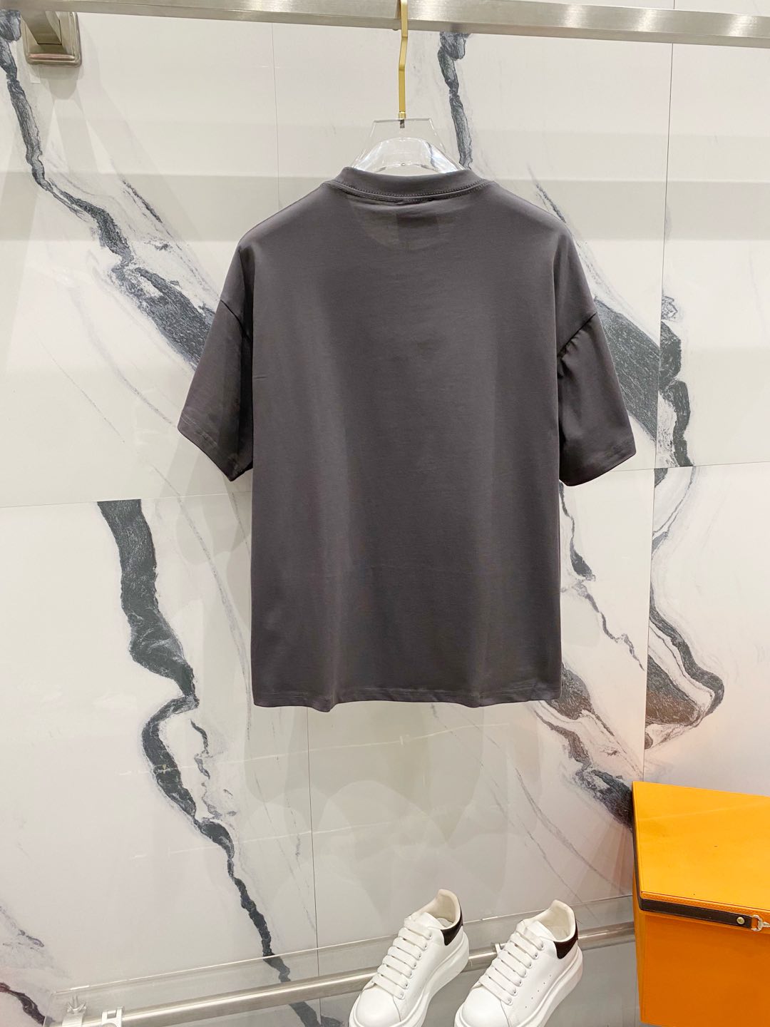 LuxluxHouse Best Quality Clothes Givenchy T-shirt
