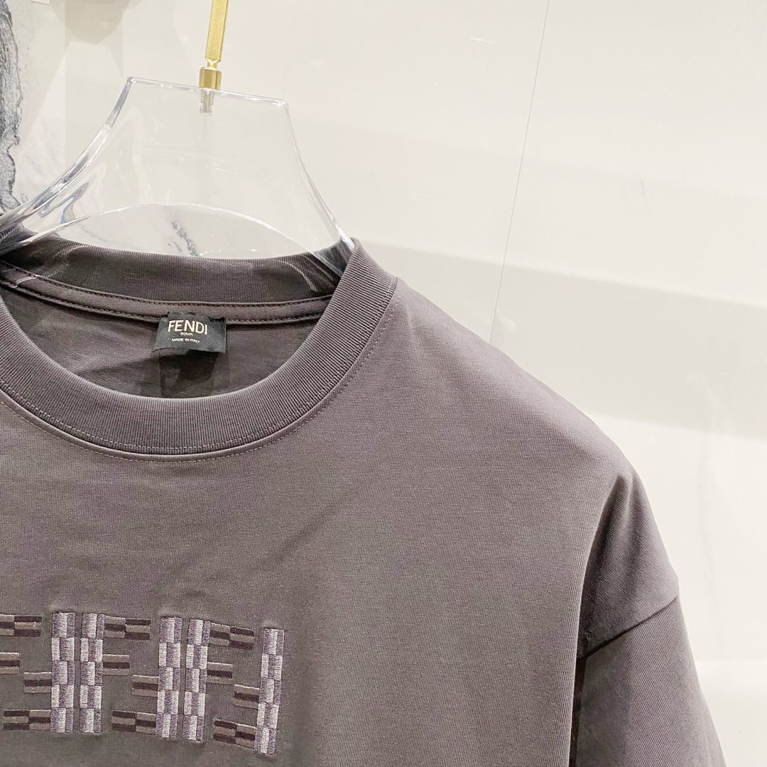 LuxluxHouse Best Quality Clothes Fendi T-shirt