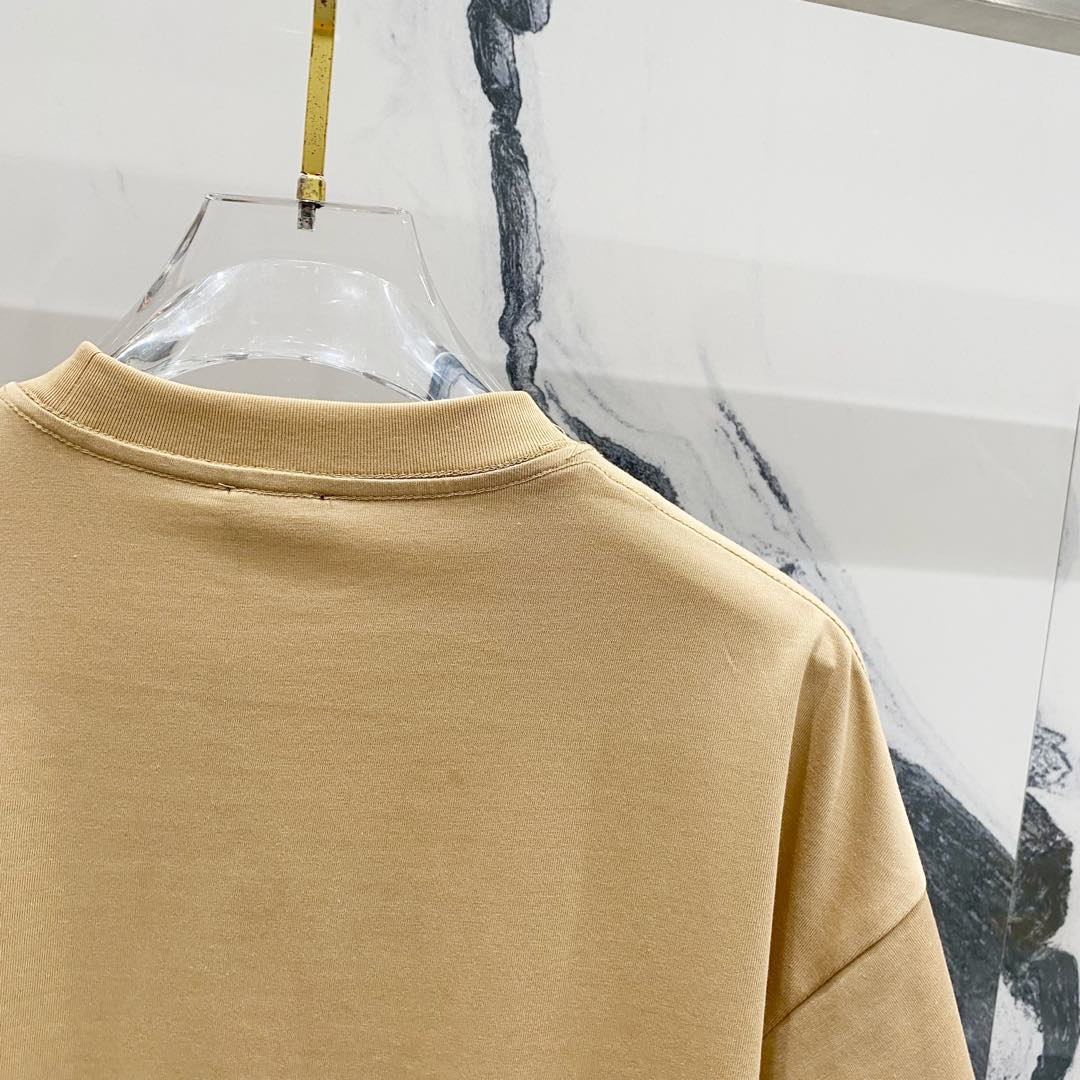 LuxluxHouse Best Quality Clothes Fendi T-shirt