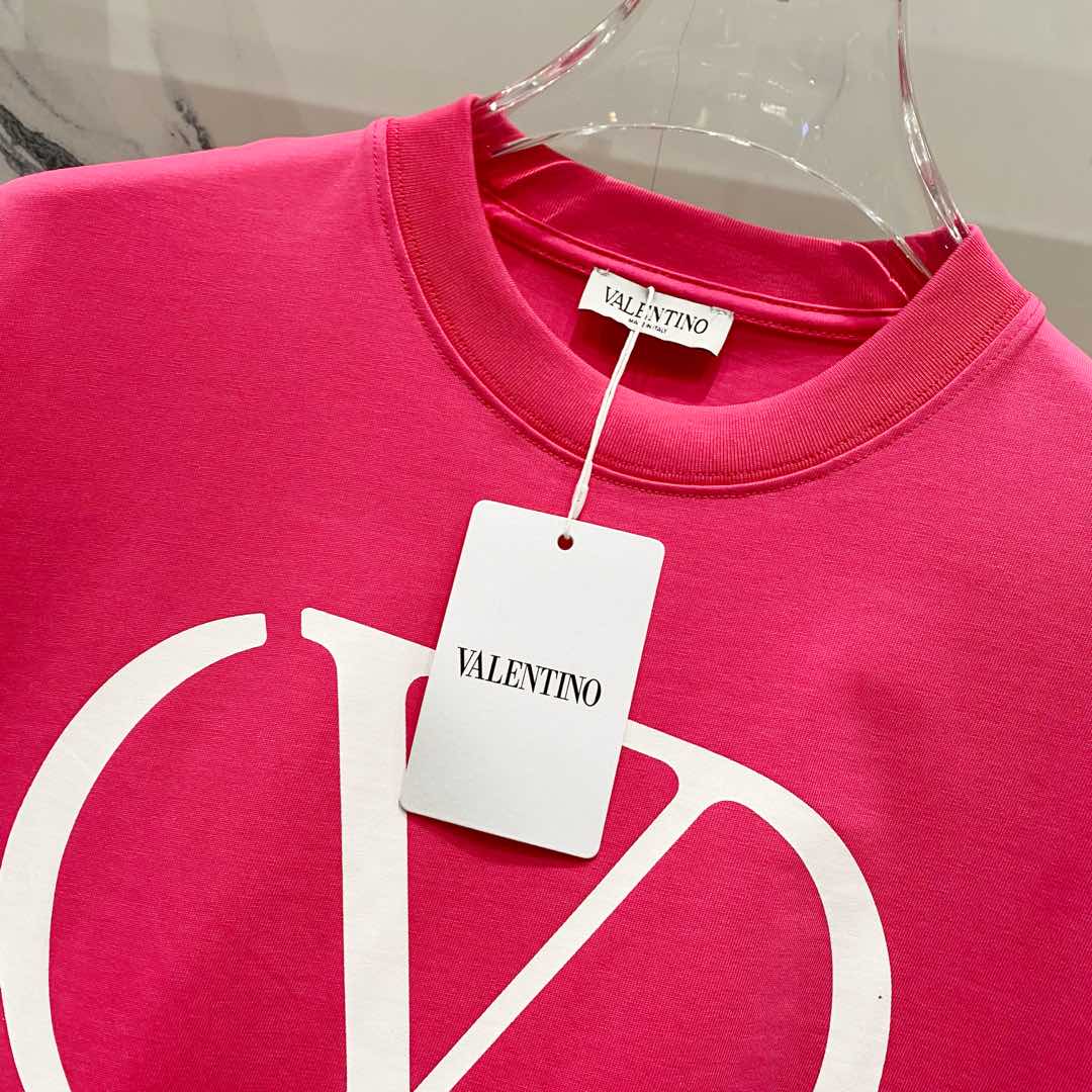 LuxluxHouse Best Quality Clothes Valentino T-shirt