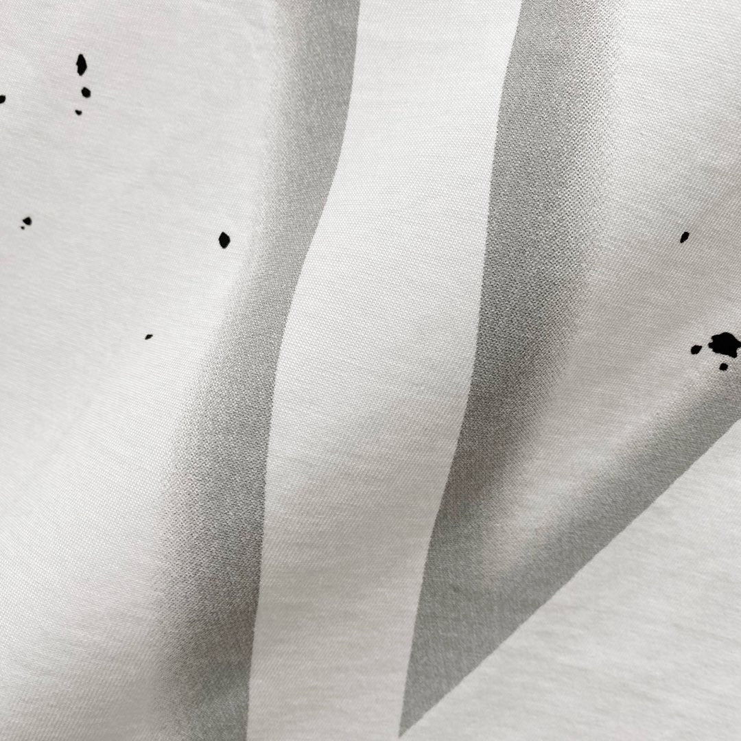 LuxluxHouse Best Quality Clothes Valentino T-shirt