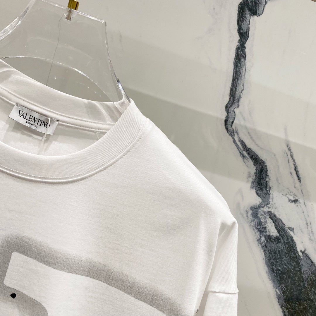LuxluxHouse Best Quality Clothes Valentino T-shirt