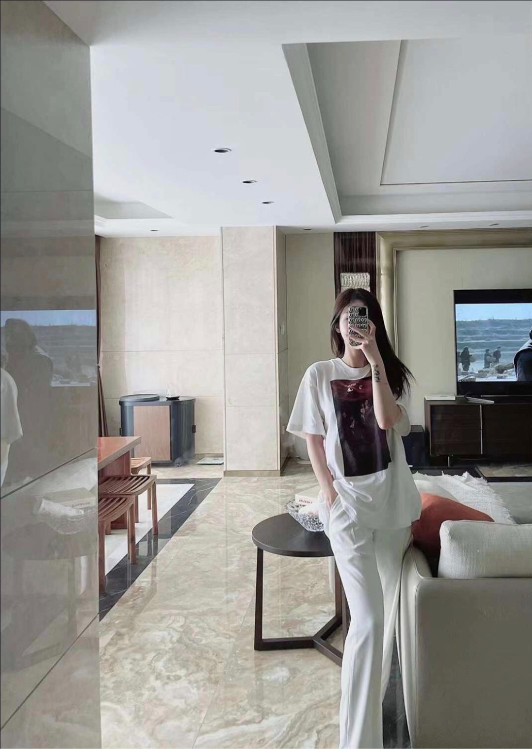 LuxluxHouse Best Quality Clothes Off White T-shirt