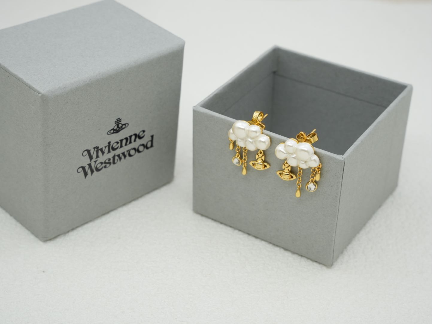 LuxluxHouse Best Quality Accessories Vivienne Westwood