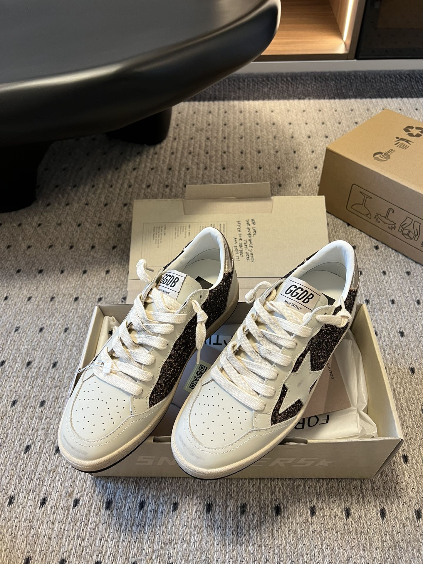 LuxluxHouse Best Quality Shoes Golden Goose