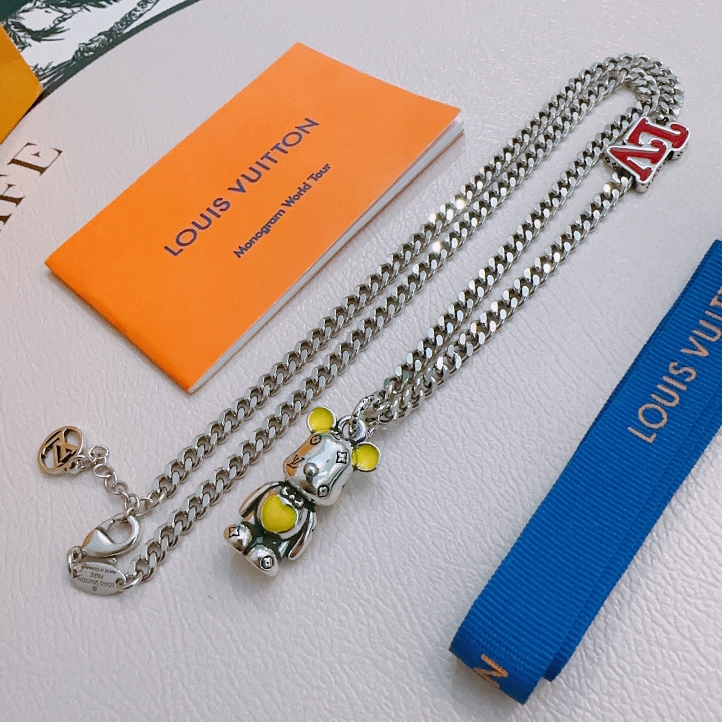 LuxluxHouse Best Quality Accessories Louis Vuitton