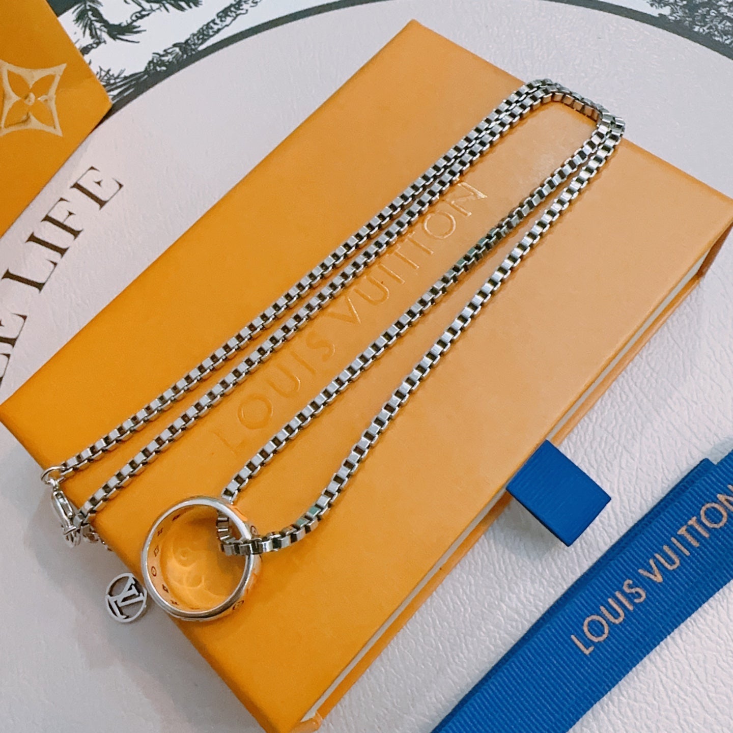 LuxluxHouse Best Quality Accessories Louis Vuitton