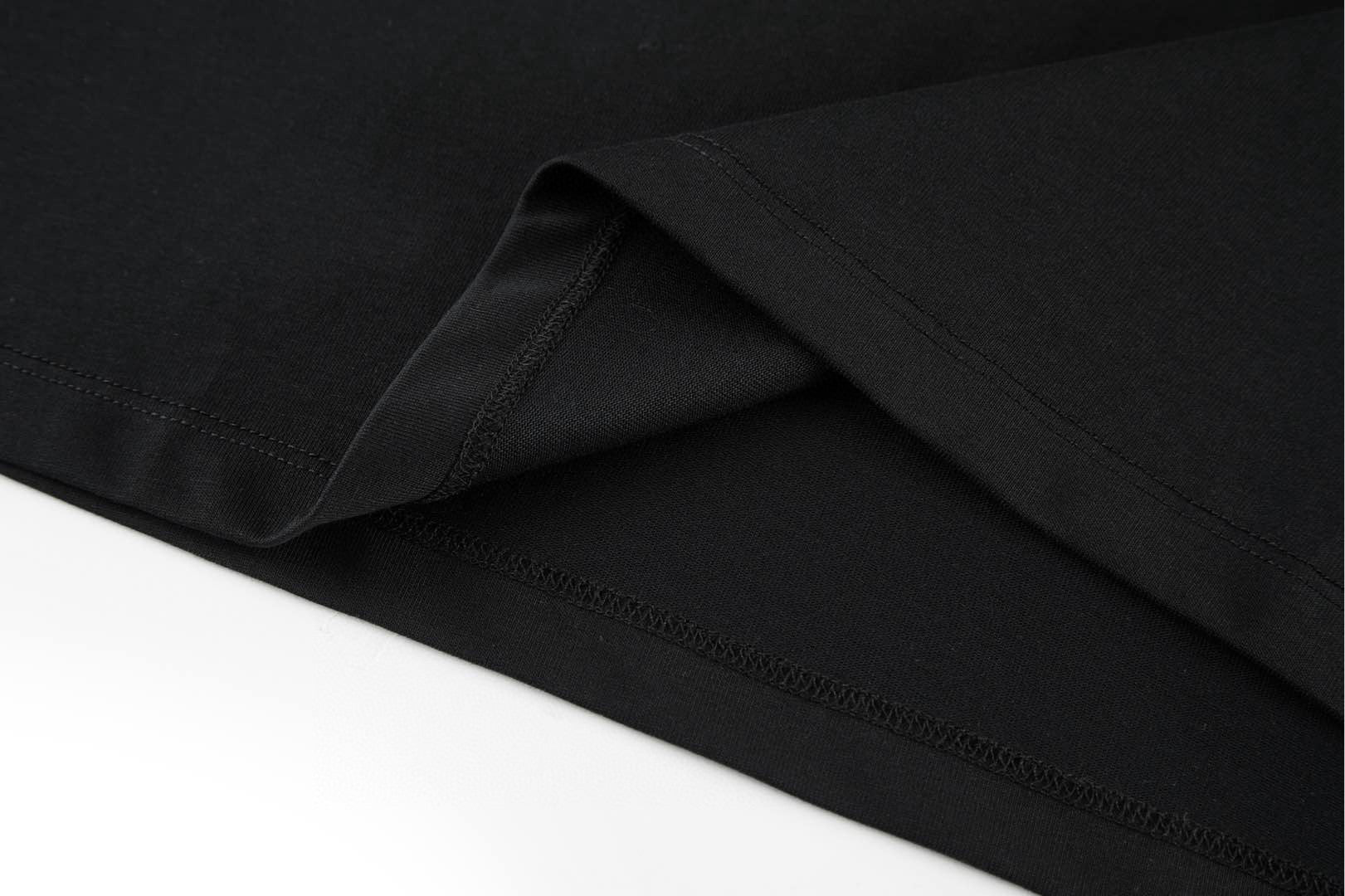 LuxluxHouse Best Quality Clothes T-shirt Loewe