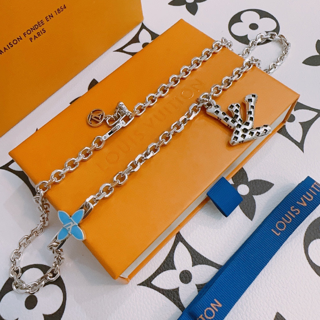 LuxluxHouse Best Quality Accessories Louis Vuitton