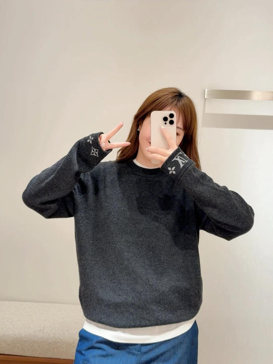 LuxluxHouse Best Quality Clothes Hoodie & Sweater Louis Vuitton