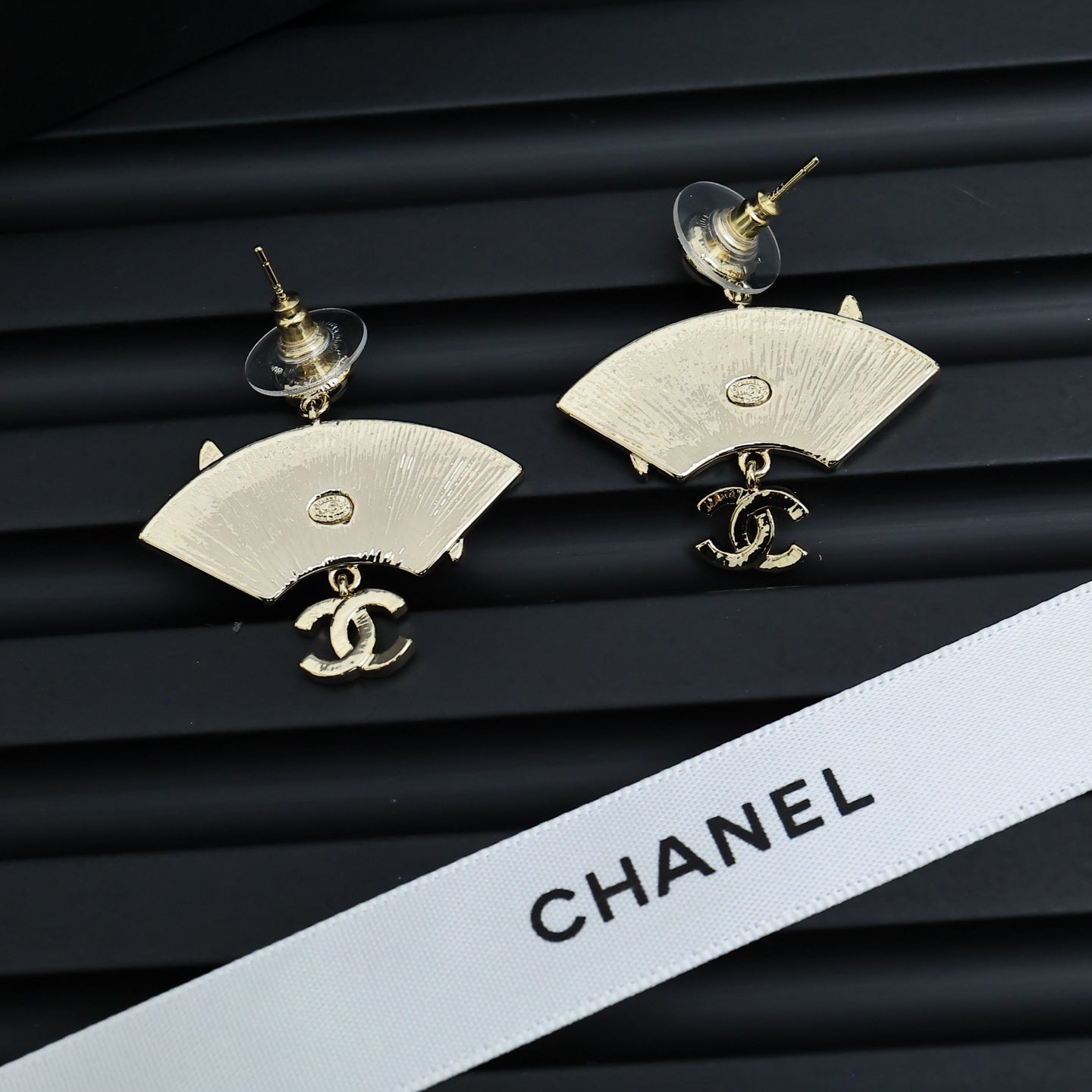 LuxluxHouse Best Quality Accessories Chanel
