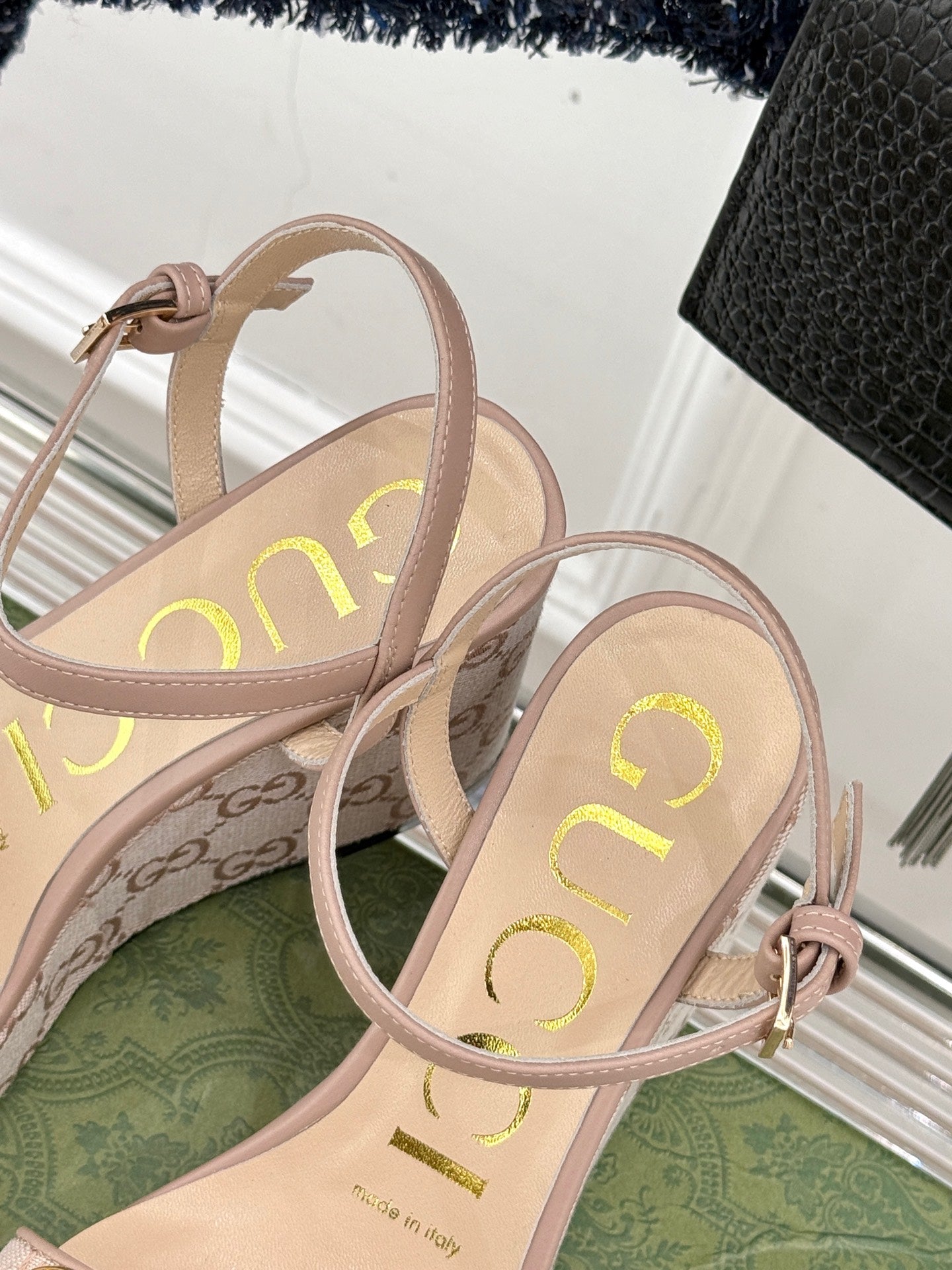 LuxluxHouse Best Quality Gucci Women Shoes