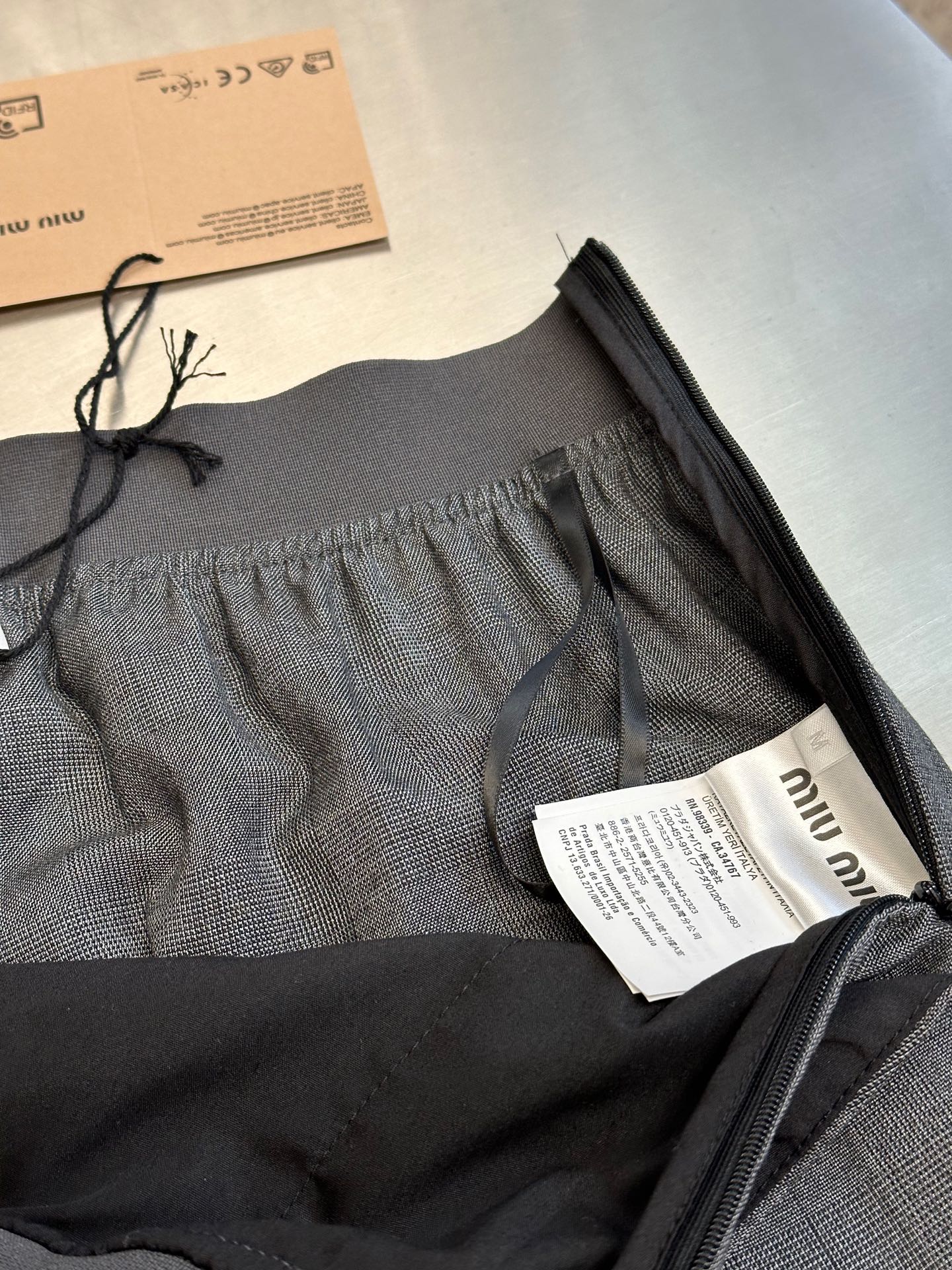 LuxluxHouse Best Quality Clothes Miu Miu Pants