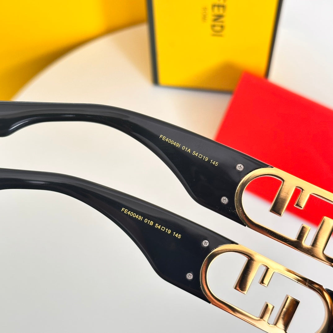 LuxluxHouse Best Quality Glasses Fendi