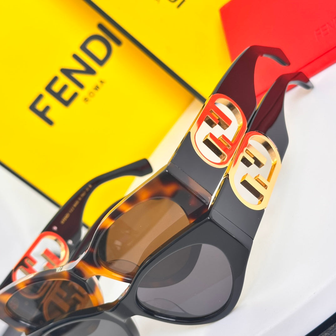 LuxluxHouse Best Quality Glasses Fendi