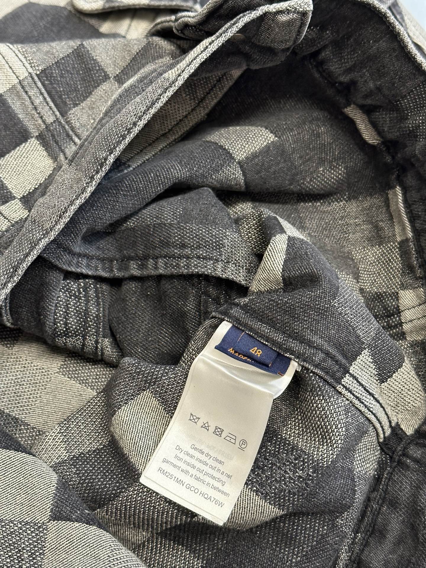 LuxluxHouse Best Quality Clothes Pants Coats & Jackets Louis Vuitton