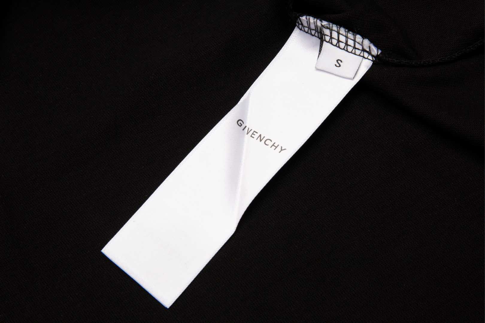 LuxluxHouse Best Quality Clothes Givenchy T-shirt