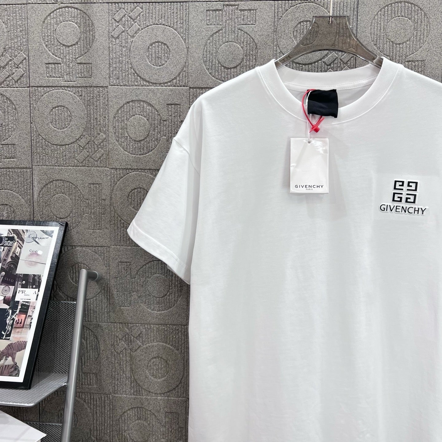 LuxluxHouse Best Quality Clothes Givenchy T-shirt