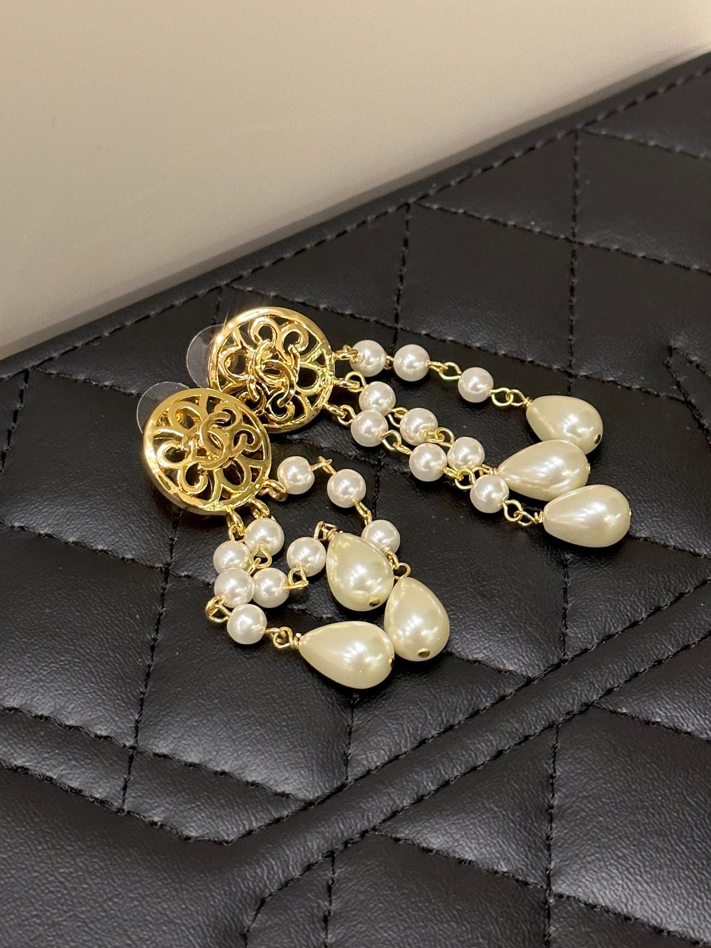 LuxluxHouse Low Price And High Quality Accessories Earrings