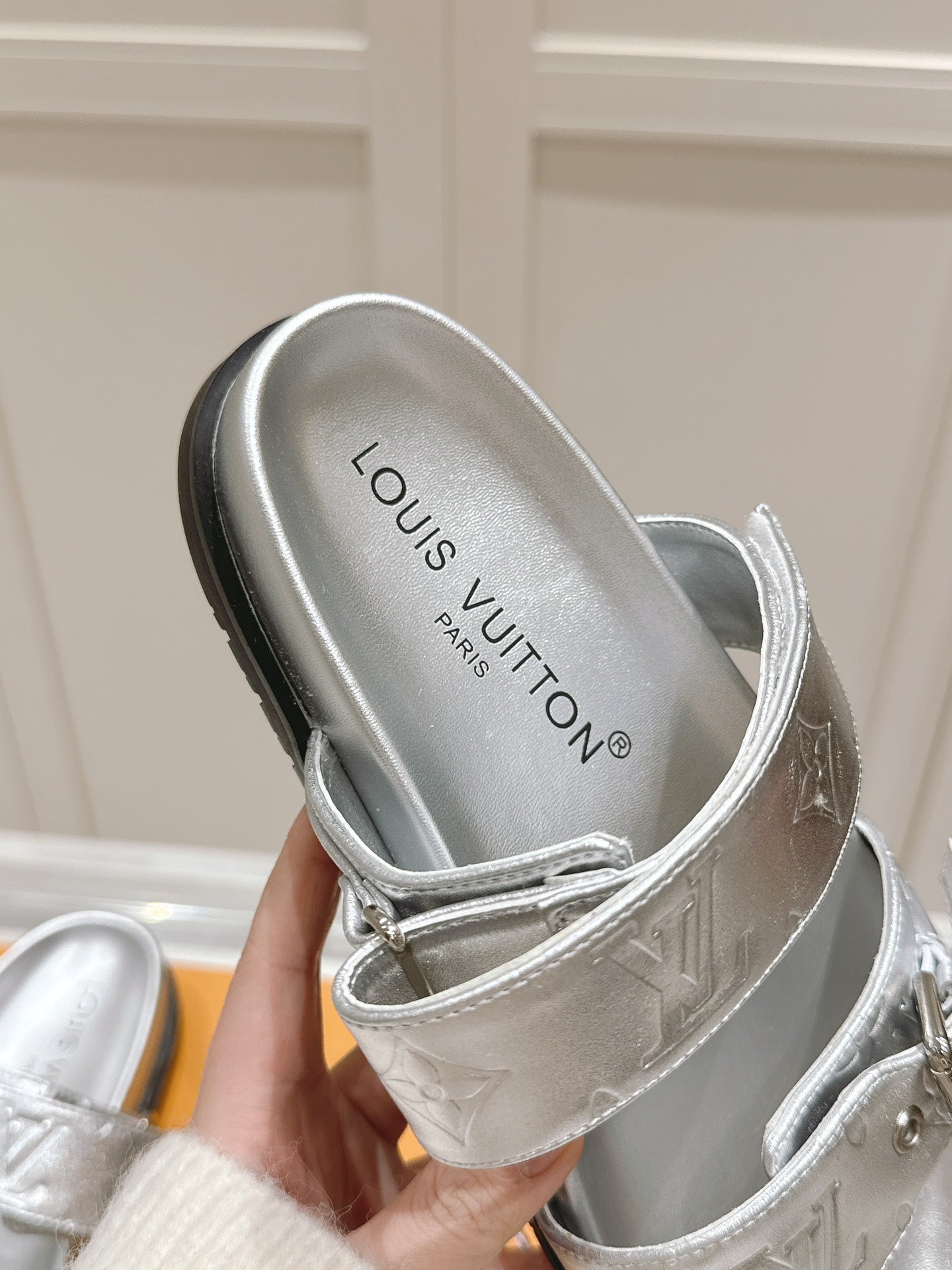 LuxluxHouse Best Quality Women Shoes Louis Vuitton