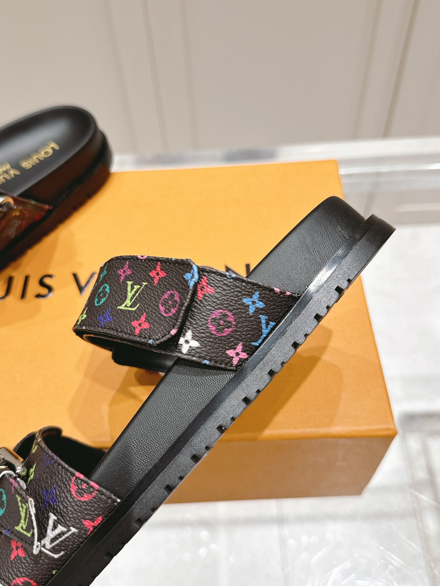 LuxluxHouse Best Quality Women Shoes Louis Vuitton