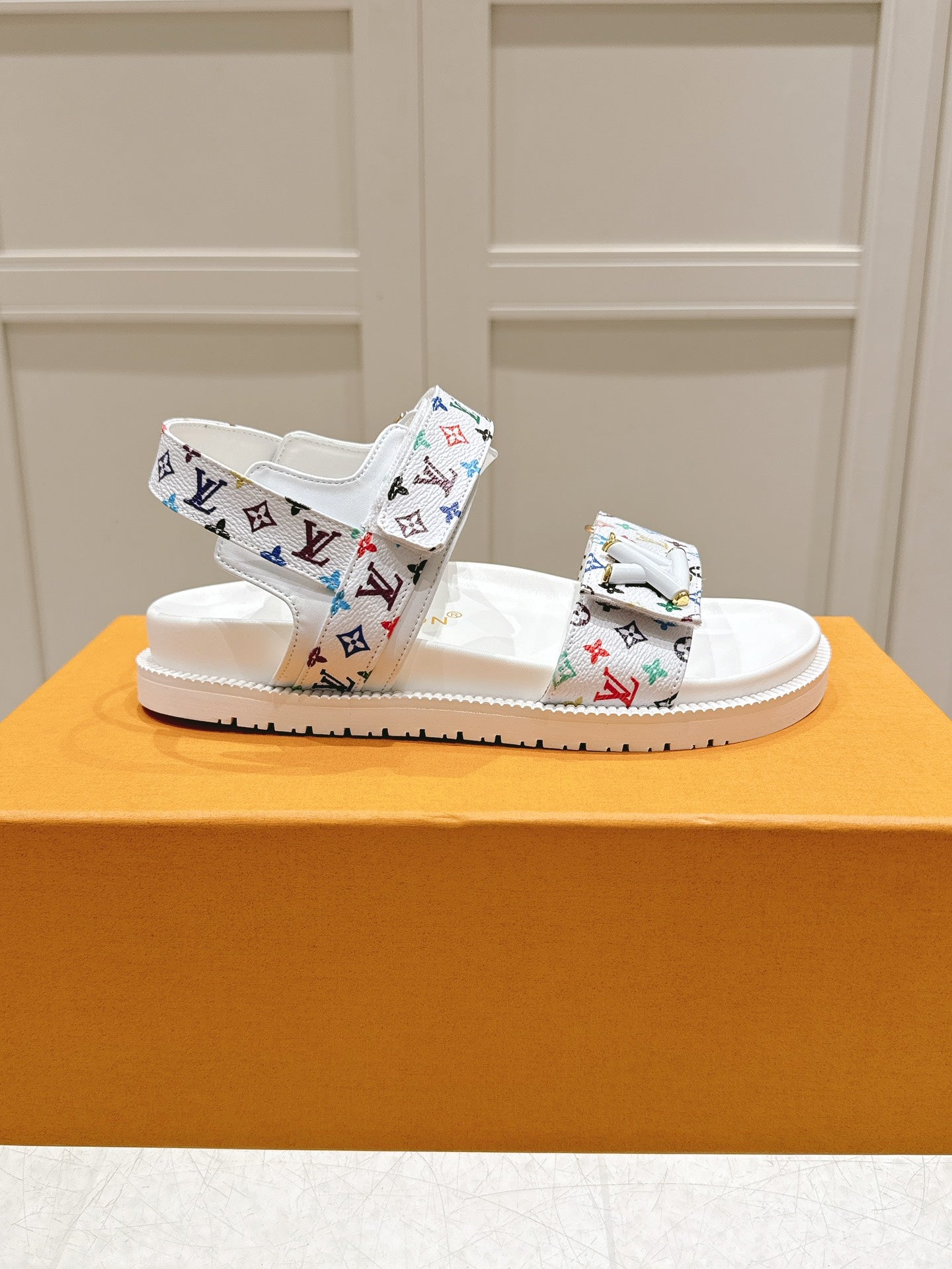LuxluxHouse Best Quality Women Shoes Louis Vuitton