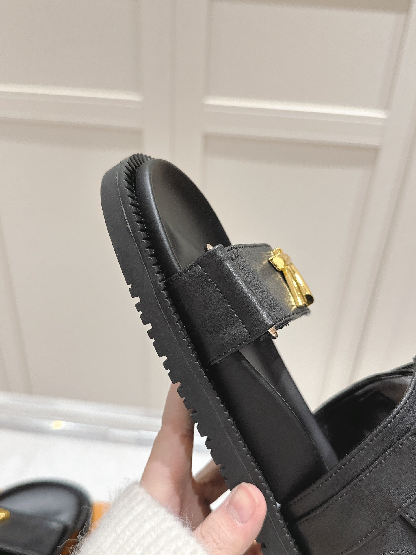 LuxluxHouse Best Quality Women Shoes Louis Vuitton