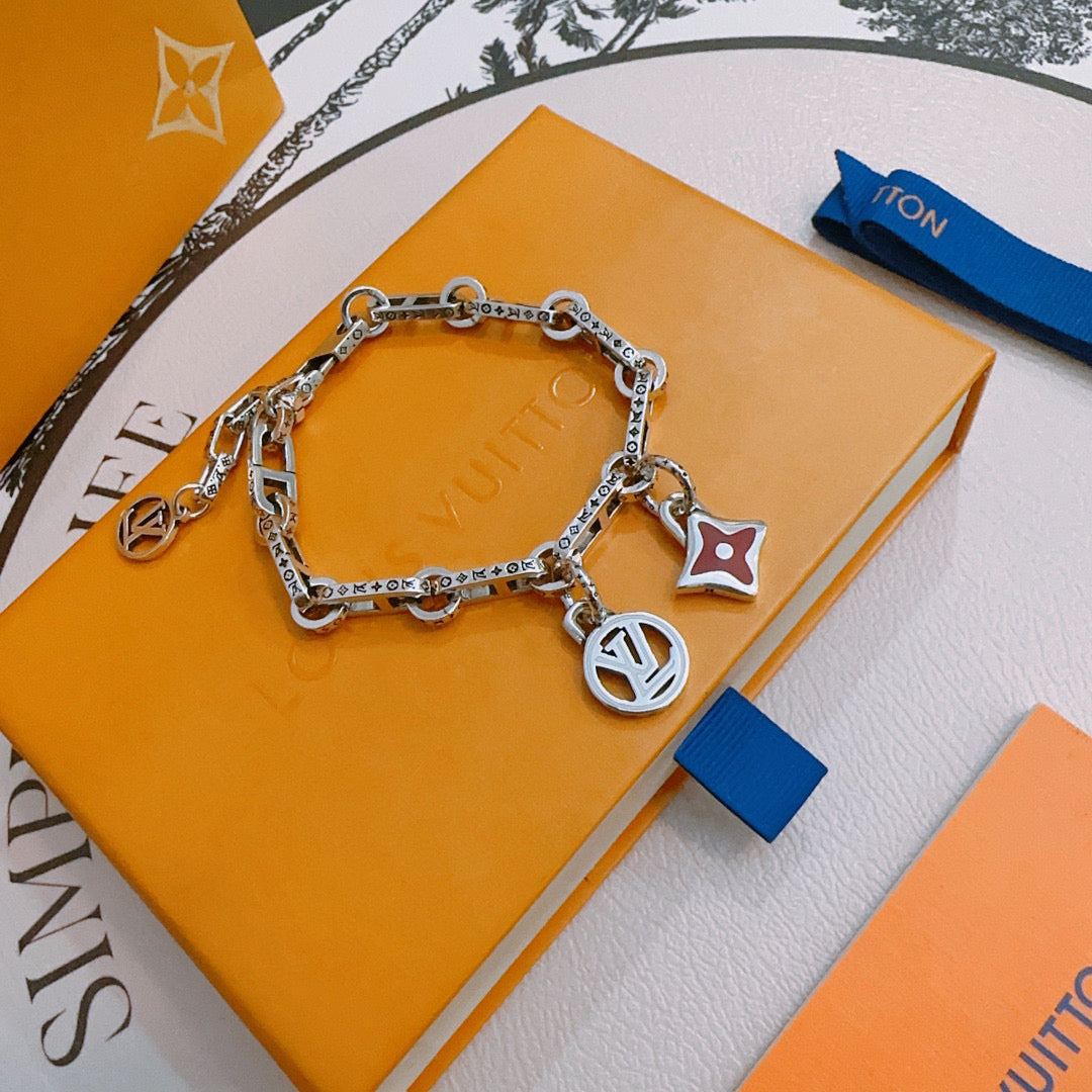 LuxluxHouse Best Quality Accessories Louis Vuitton