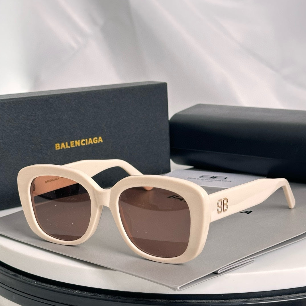 LuxluxHouse Best Quality Glasses Balenciaga