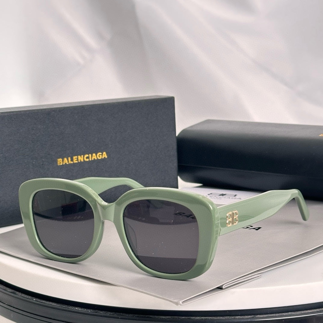 LuxluxHouse Best Quality Glasses Balenciaga