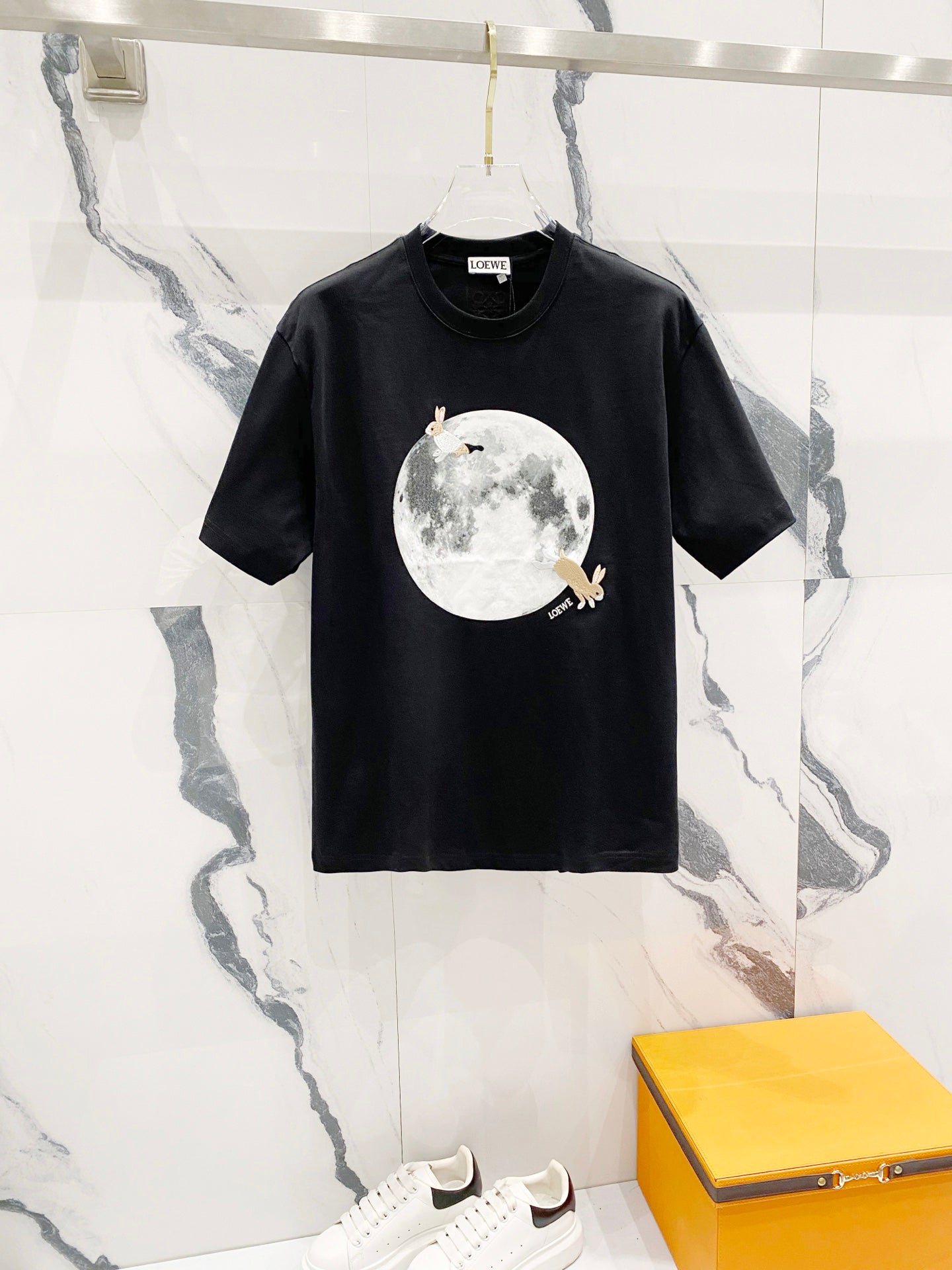 LuxluxHouse Best Quality Clothes T-shirt Loewe