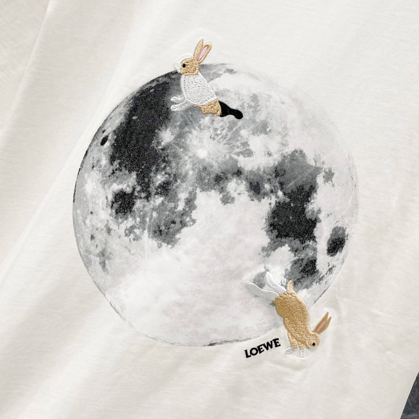 LuxluxHouse Best Quality Clothes T-shirt Loewe