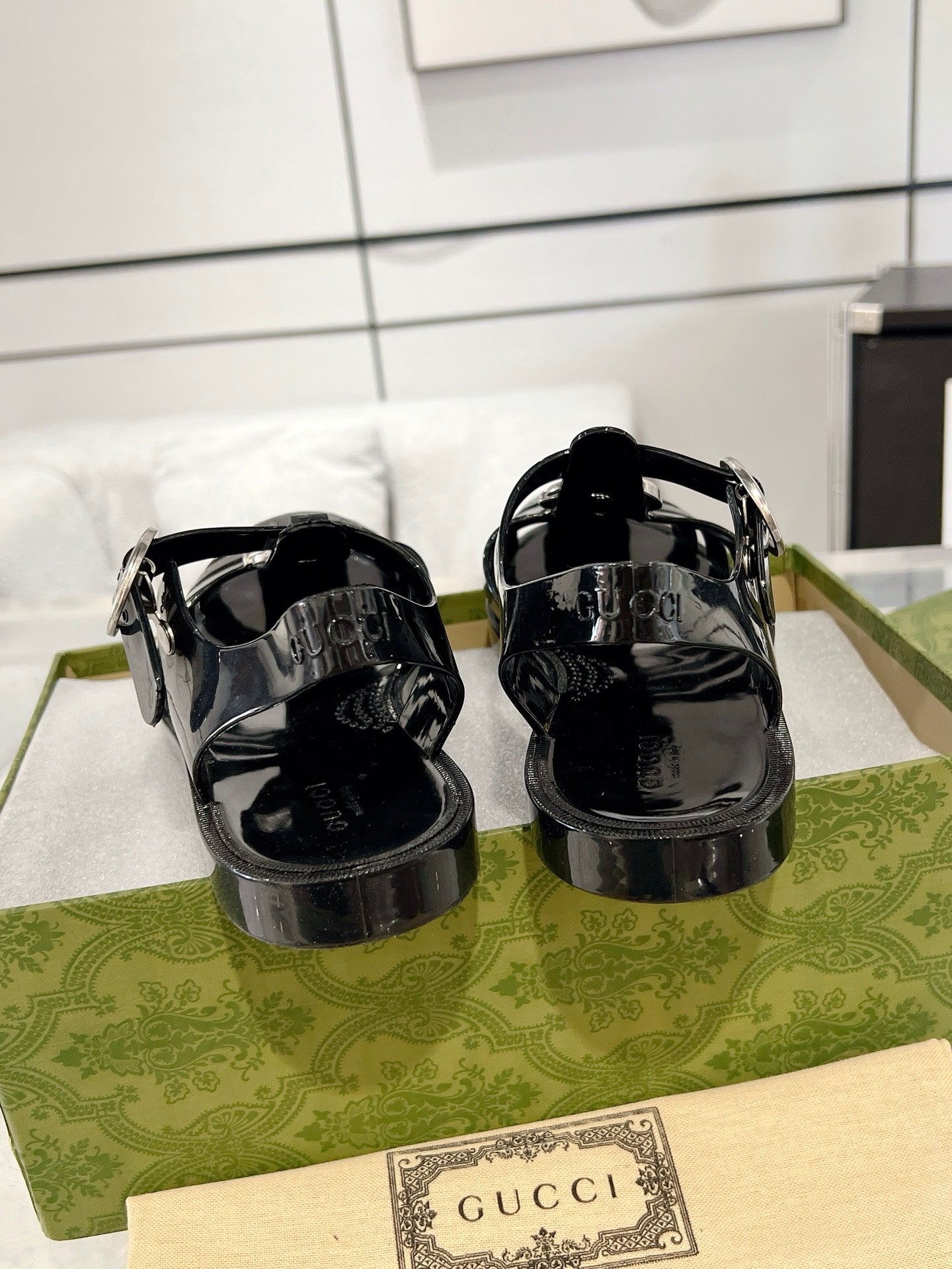 LuxluxHouse Best Quality Sandals Gucci
