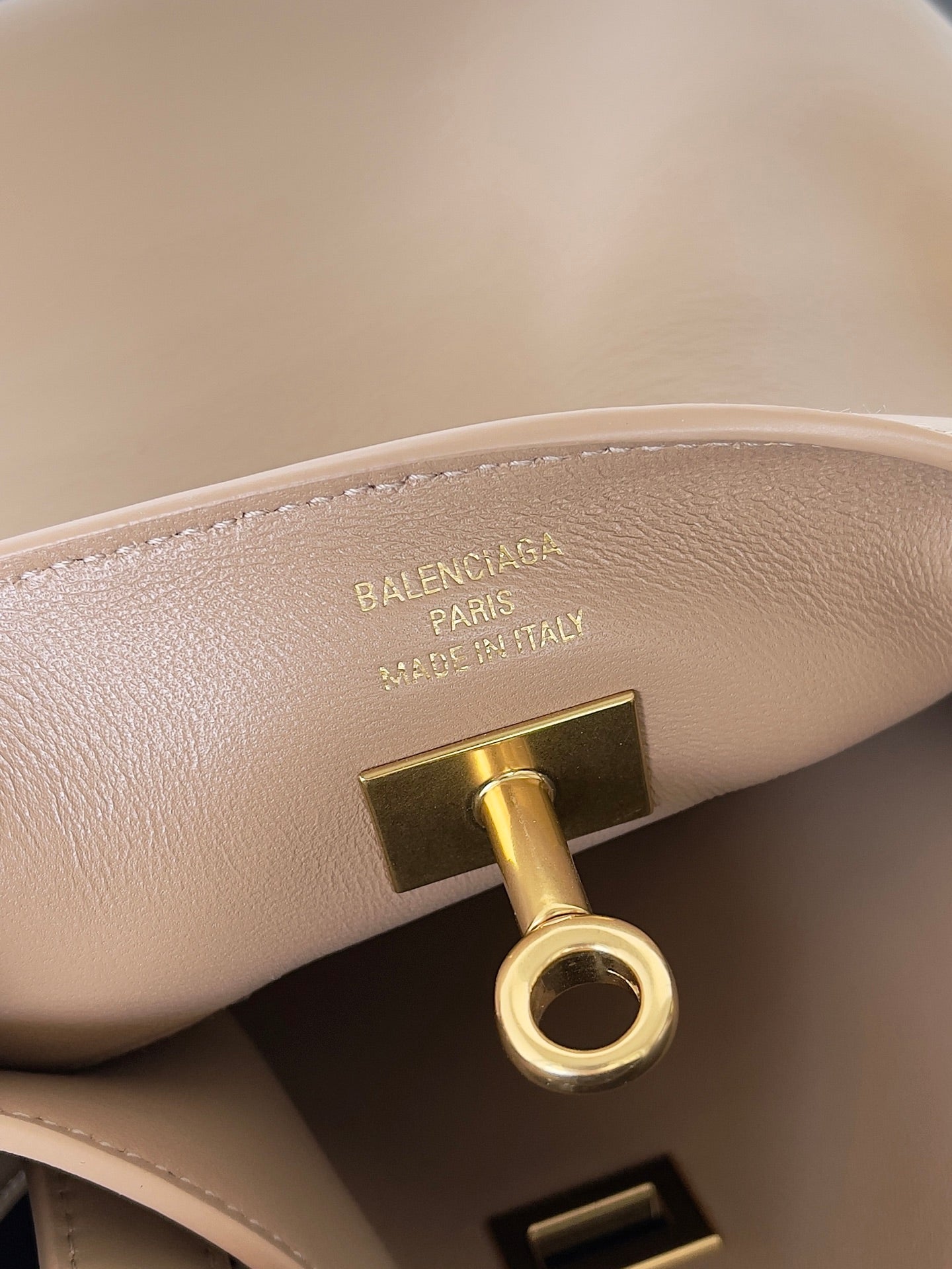 LuxluxHouse Best Quality Bags Balenciaga